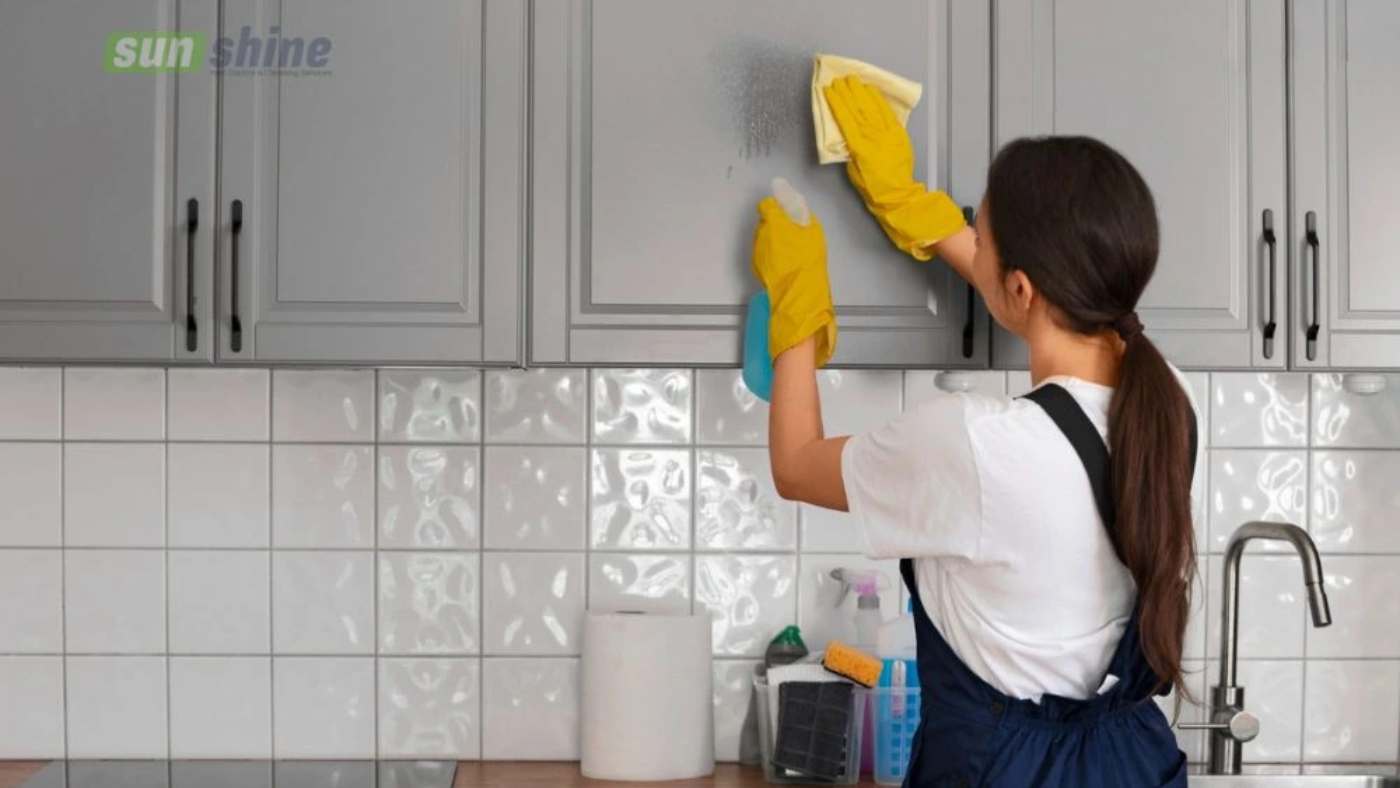 Kitchen cupboard cleaning tips in Riyadh