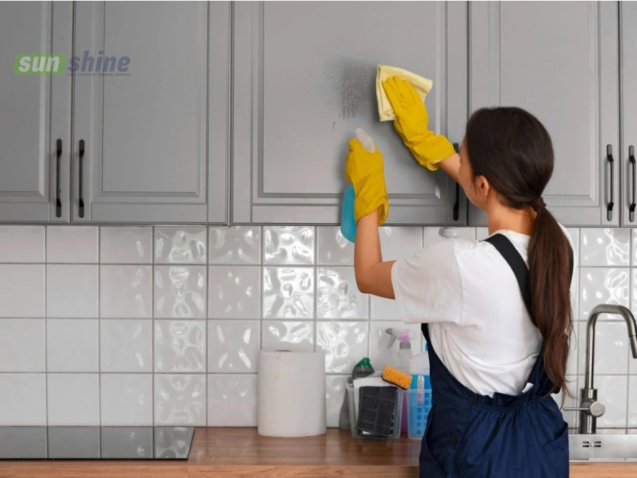 Kitchen cupboard cleaning tips in Riyadh